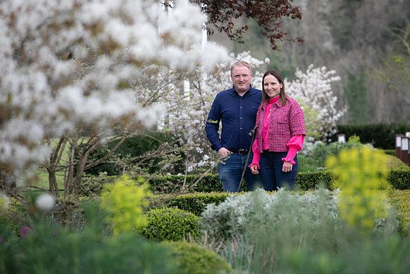 Deirdre & Ian Photographed at Carton Hse 2025 photo by Paul Kelly-50