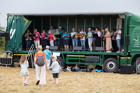 SkerriesFarmersMarket&HarvestFestival 2025-69